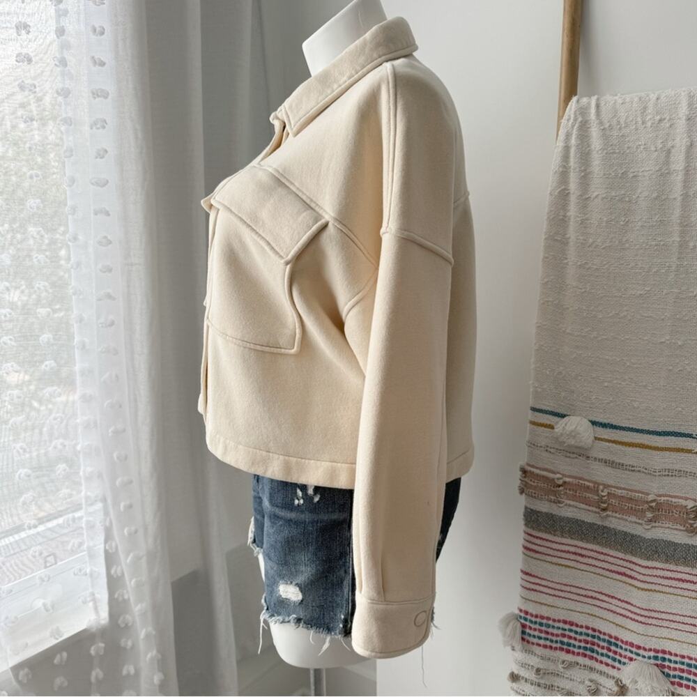 Abercrombie & Fitch Soft A&F Butter Yellow Fleece Lined Snap Shacket Jacket XL - Picture 3 of 8